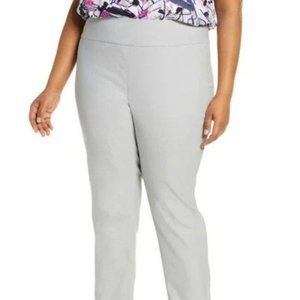 Nic + Zoe Wonder Stretch Gray Straight Leg Pants - Size 14